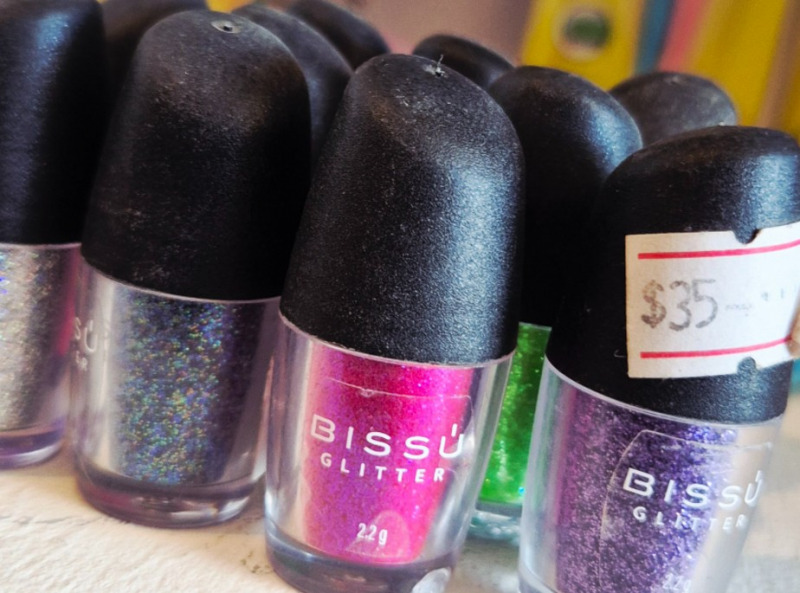 Glitter bissu