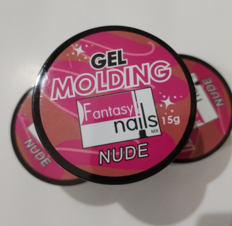 Molding gel nude