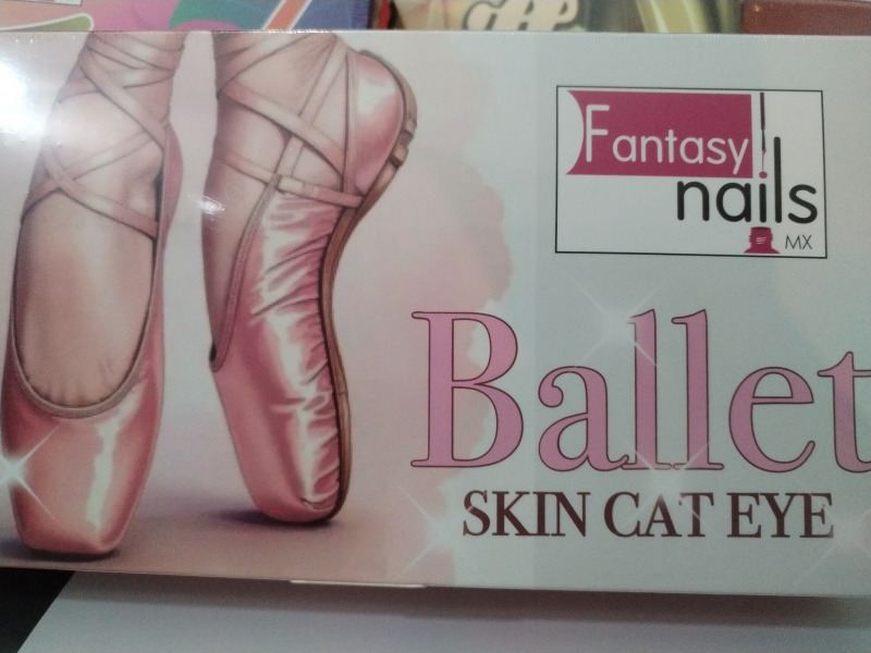 Ballet skin cat eye