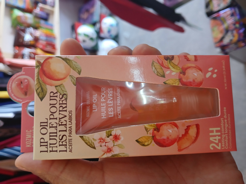 Lip oíl frutas