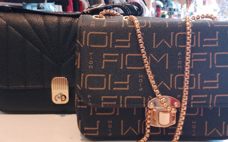 Bolso negro,cafe 199