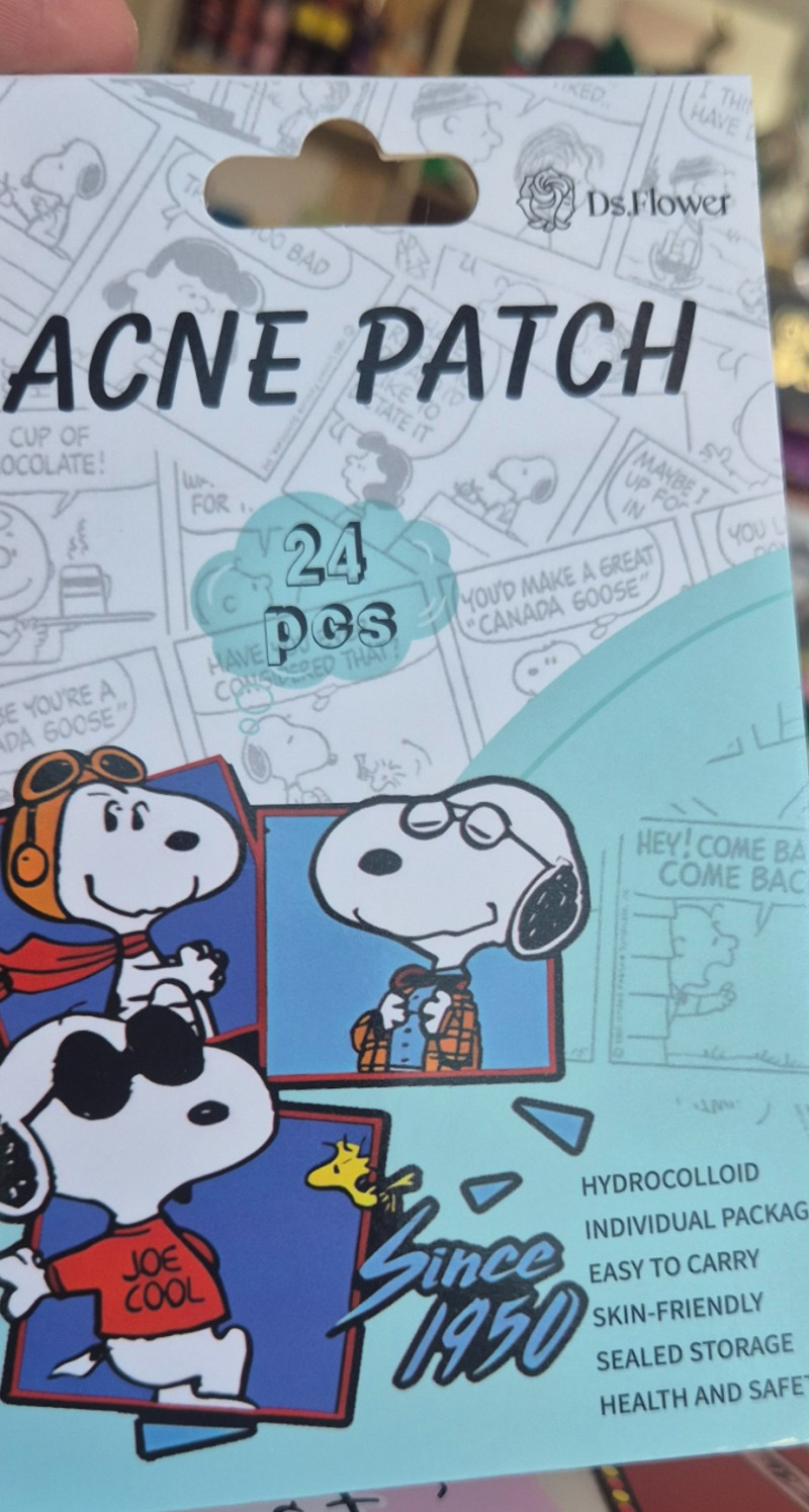 Acne patch / parches snoopy